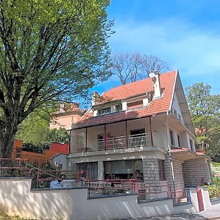Szálloda D'hotes La Foret *